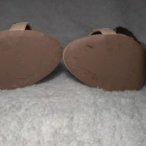 High heel shoes - Picture 4 of 4